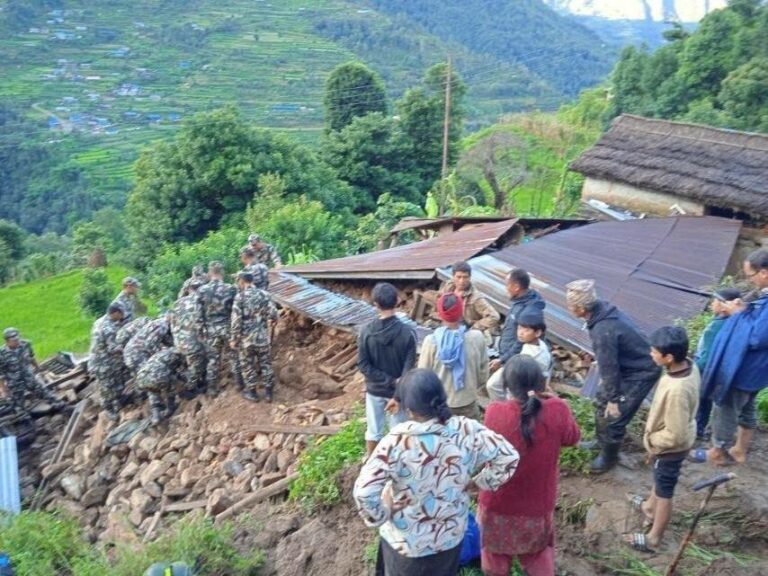 रामेछापमा पहिरो मृत्यु हुनेको संख्या ६ पुग्यो, ४ जना बेपत्ता